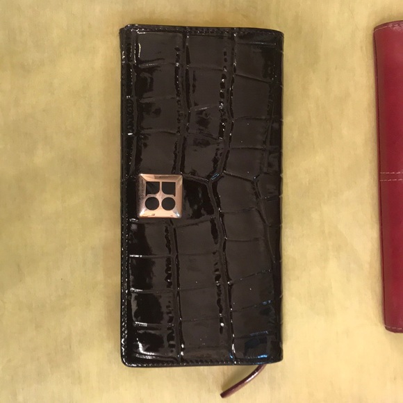 Wallet - Picture 4 of 5